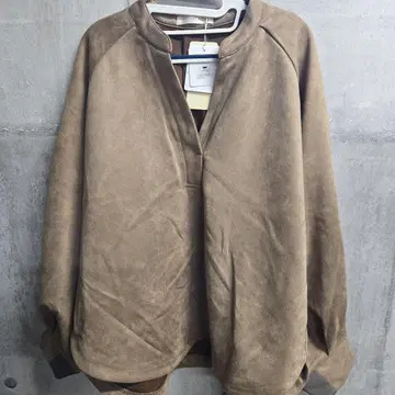 LATOCALLE 택 포함 브라운 스웨이드풍 V넥 긴팔