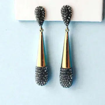 SWAROVSKI 스와로브스키 귀걸이 스톤 블랙 물방울 드롭