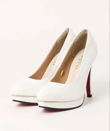 화이트 하이힐 웨딩