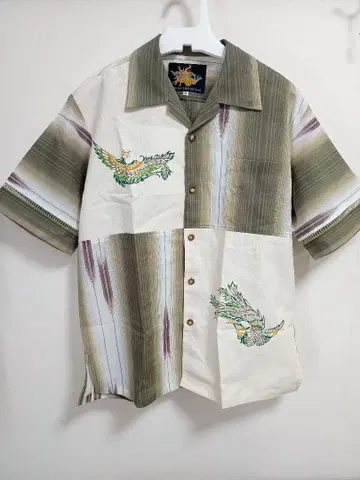 고급 카리유시 의류 3만 엔 고레스 반팔 셔츠 M 사이즈