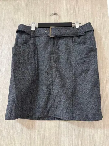 바니스뉴욕 미니 스커트 벨트 포함 캐시미어 혼방 사이즈 40
