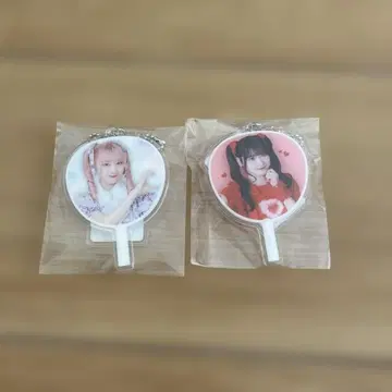 이코럽 사이토 지아라 미니 복권 미니 부채형 아크릴 스탠드 키링 2점