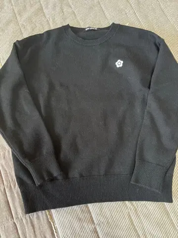 MARY QUANT 블랙 니트 스웨터