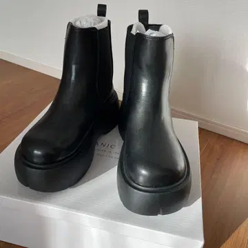 차오패닉 티피 통굽 블랙 사이드 고어 부츠