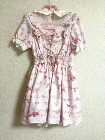 LIZLISA Creamy Berry 패턴 원피스