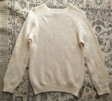 인버아란 크루넥 니트 스웨터