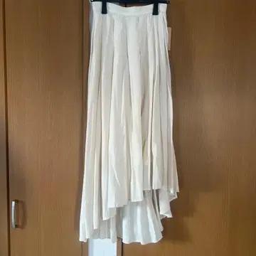 아이보리 플레어 플리츠 스커트 롱