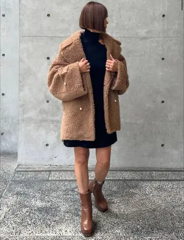 cygne 이번 시즌 오버 P코트 Emii 카멜 새상품