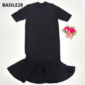 BASILE28 플레어 밑단 니트 원피스 881 블랙 반팔 S 사이즈