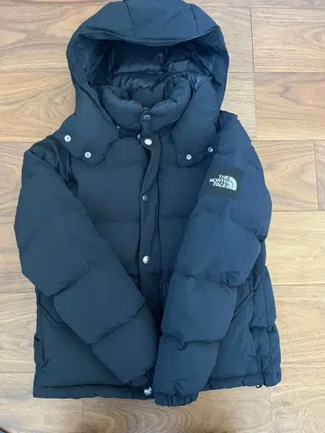 THE NORTH FACE 블랙 다운 자켓