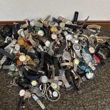 정크 손목시계 220개 이상 SEIKO CITIZEN CASIO