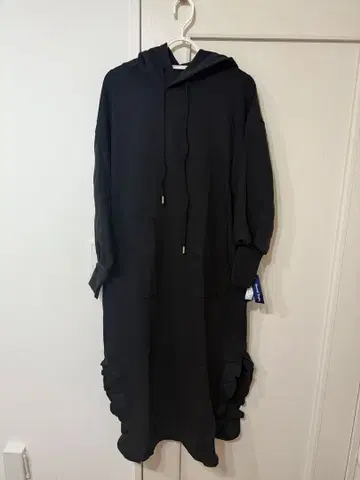 새상품 Secret Trophy 시크릿 트로피 후드티 원피스 블랙