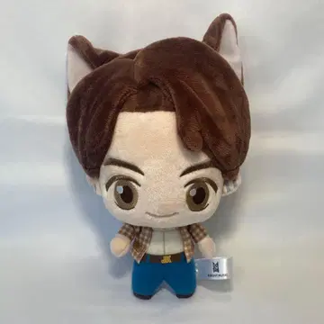 TINY TAN 고양이 귀 봉제 인형 정국 난자타운