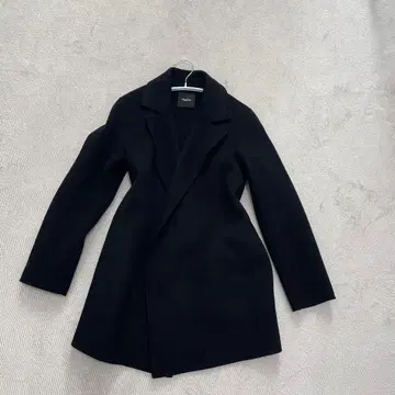 Theory 블랙 체스터 코트 P 사이즈