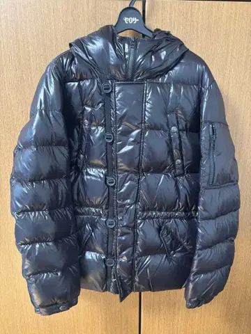 Siberian Duck Down 블랙 다운 자켓