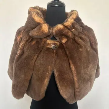 비버 털 케이프