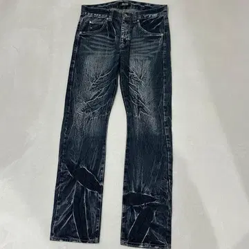 JUNGLE STORM 데미지 가공 스트레이트 청바지 다크 블루 귀수염