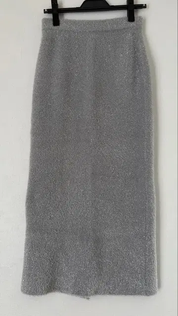 운모 앤딜 라메 니트 타이트 스커트