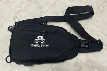 완판템 Viva La Silva 바디백 블랙 카지우라 마사히로