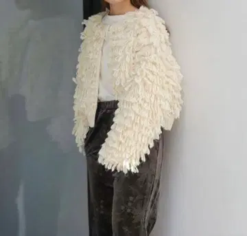 Ungrid 루프얀 니트 가디건 화이트 언그리드 ZARA