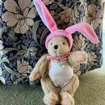 토끼 귀 봉제 인형