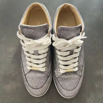 지미추 스니커즈