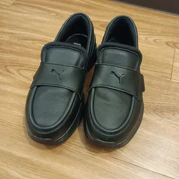 PUMA 블랙 스니커즈 통굽