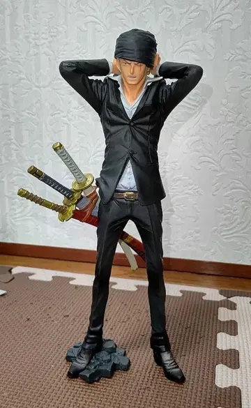 원피스 KING OF ARTIST 로로노아 조로 피규어