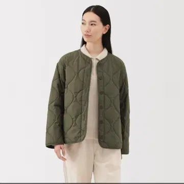 무인양품 포근한 솜 퀼팅 자켓 S 사이즈 카키 그린