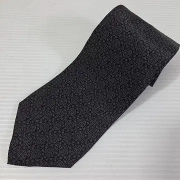 EMPORIO ARMANI 패턴 넥타이