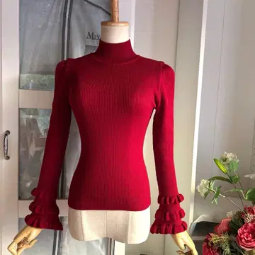 미사용에 가까운 엠즈 그레이시 고급 모 100% 하이넥 니트 스웨터