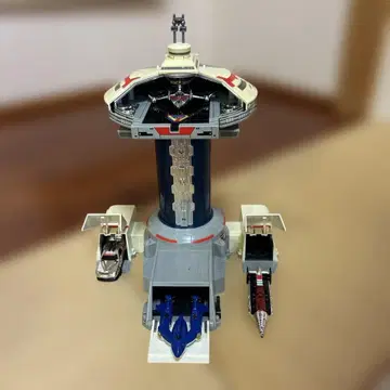 울트라맨 다이나 [ 종합 본부 기지 그랜드 돔 ]