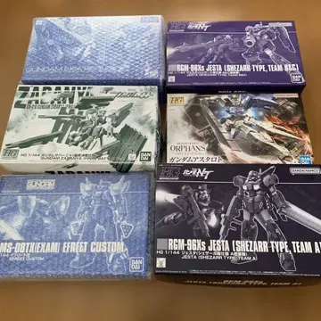 건담 프라모델 세트 다양한 모델
