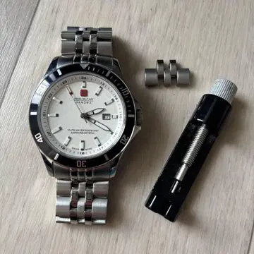 새상품급! 스위스 밀리터리 아날로그 손목시계