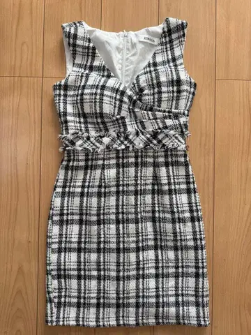 JEWELS 체크 무늬 타이트 드레스 S 사이즈