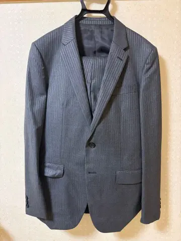 TAKEO KIKUCHI 그레이 스트라이프 비즈니스 정장 바지 2개 포함