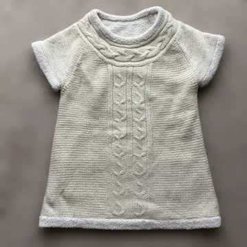 크림색 케이블 짜임 반팔 니트 스웨터 리버서블