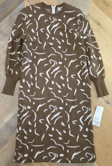 [ 새상품 ] hanaemori 추상 무늬 긴팔 니트 원피스 y57