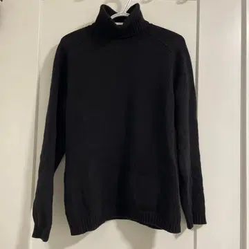 Beauty&Youth 터틀넥 니트