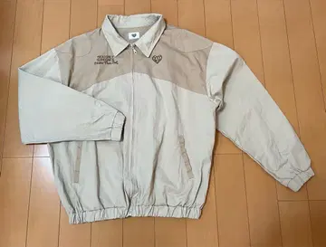 HOTTER THAN HELL THT 자수 베이지 자켓