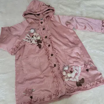 위스타리아 프릴 달린 핑크 플리스 코트