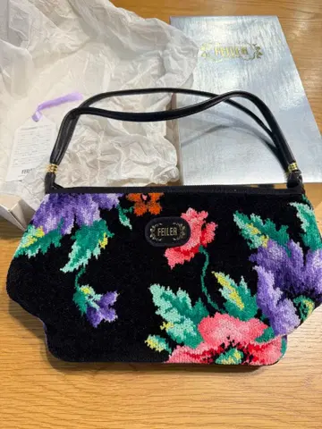 [ 미사용 새상품 ] FEILER 자수 핸드백 블랙/멀티 컬러