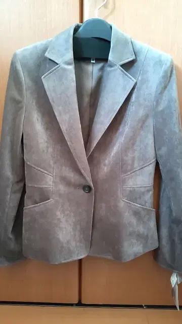 미사용 일본제 22OCTOBRE 벨로아 테일러드 자켓 38