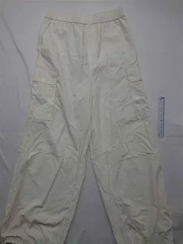 안필로 UNFILO 카고 팬츠 베이지 계열 M 사이즈 여성용