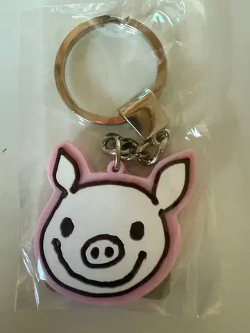 럭키피그 키링