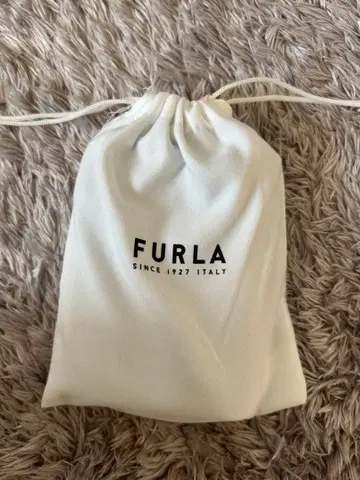 FURLA 블랙 지갑 수납 봉투 포함