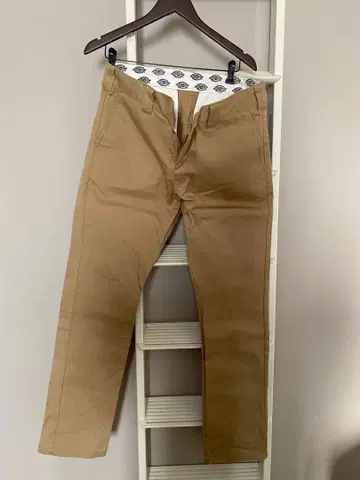 Dickies 베이지 치노 팬츠 사이즈(34)