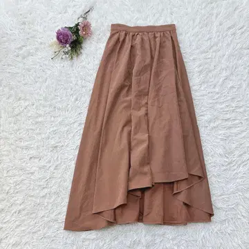 잉그 비대칭 플레어 스커트 롱 기장 뒷부분 밴딩 카멜 M