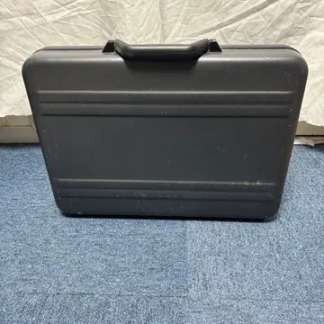 제로 할 버튼 ZERO HALL BURTTON 아타셰 케이스