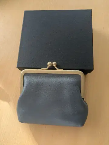 그레이 가죽 가마구치 코인 케이스 상자&취급 설명서 포함